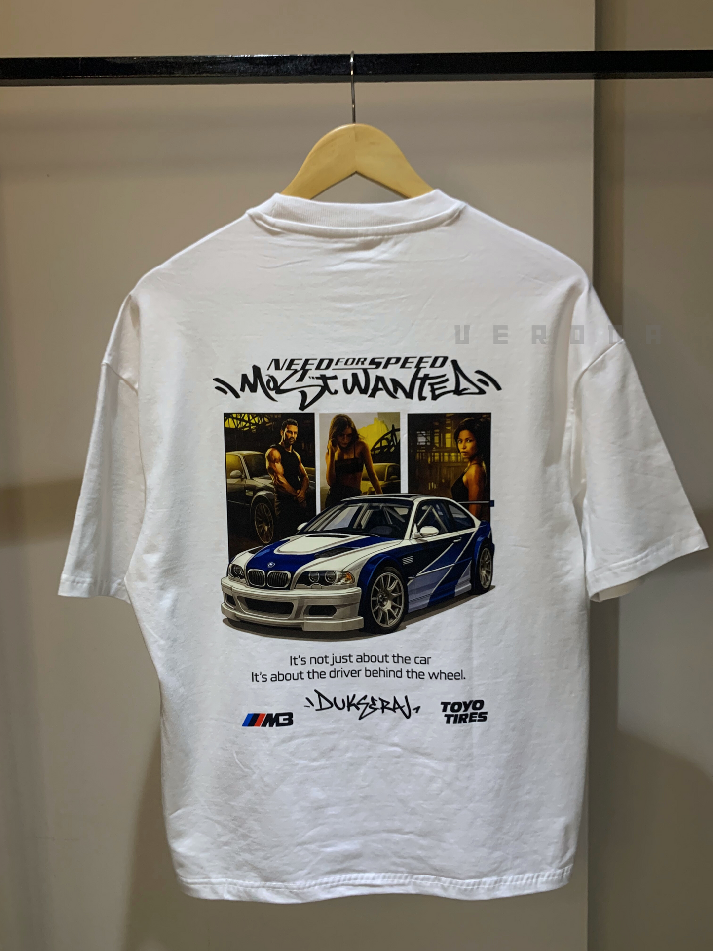 NFS Most Wanted - Premium White Dropshoulder T-shirt
